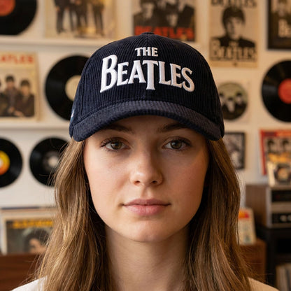 【予約商品】 THE BEATLES ビートルズ (来日 60周年 ) - Drop T Logo & Apple Corduroy / キャップ / メンズ
