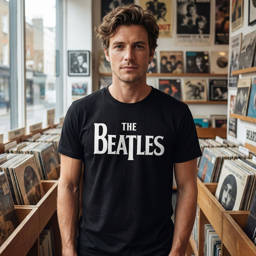 【ビートルズ】Ｔシャツ⑩ XLサイズ 予約商品】 THE BEATLES ビートルズ (来日 60周年 ) - Drop T Logo