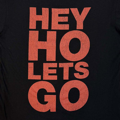 【予約商品】 RAMONES ラモーンズ (デビュー 50周年 ) - Hey Ho Red Block Text / バックプリントあり / Premium Carbon / Tシャツ / メンズ