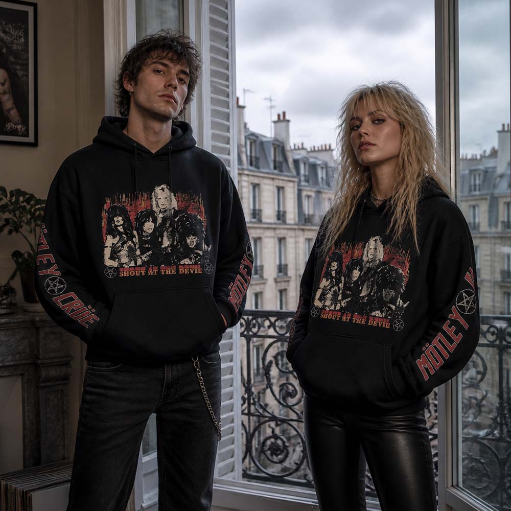 【予約商品】 MOTLEY CRUE モトリークルー (結成 45周年 ) - Shout At The Devil Vintage Flame / スリーブプリントあり / パーカー・スウェット / メンズ