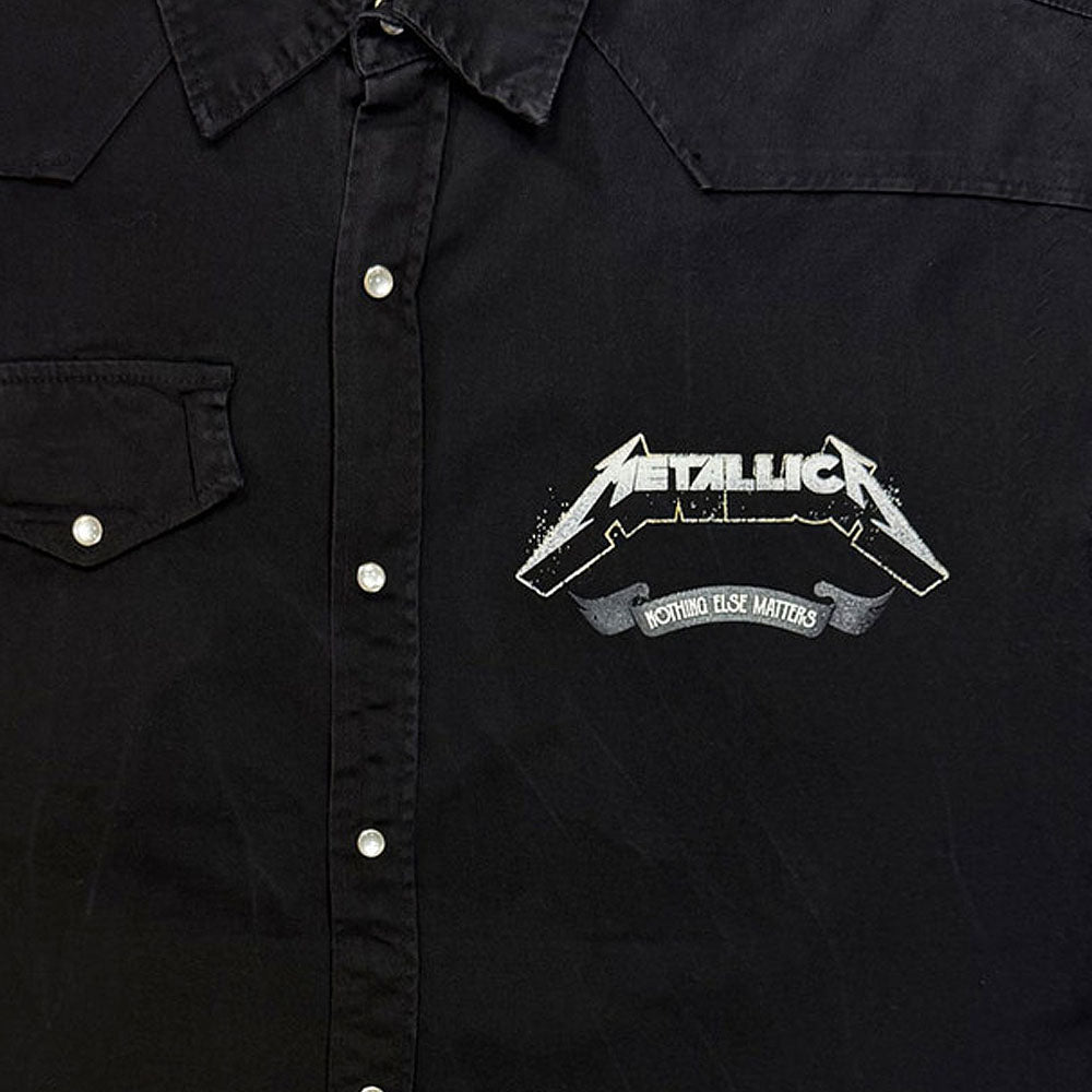 【予約商品】 METALLICA メタリカ (結成 45周年 ) - NOTHING ELSE MATTERS / バックプリントあり / ノースリーブ・ワーカーシャツ / トップス / メンズ
