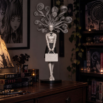 【予約商品】 JUNJI-ITO 伊藤潤二 - Uzumaki Kirie 11-Inch Vinyl Figure / フィギュア・人形