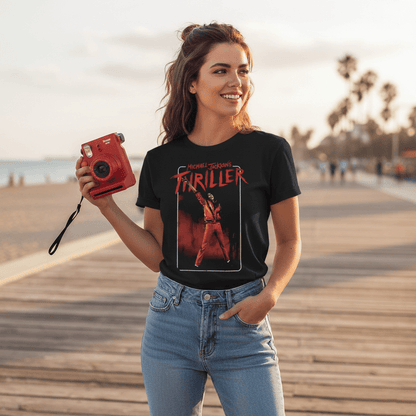 【予約商品】 MICHAEL JACKSON マイケルジャクソン (6月12日 映画 公開 ) - Thriller White Red Suit / Tシャツ / メンズ｜公式ライセンス商品｜PGS